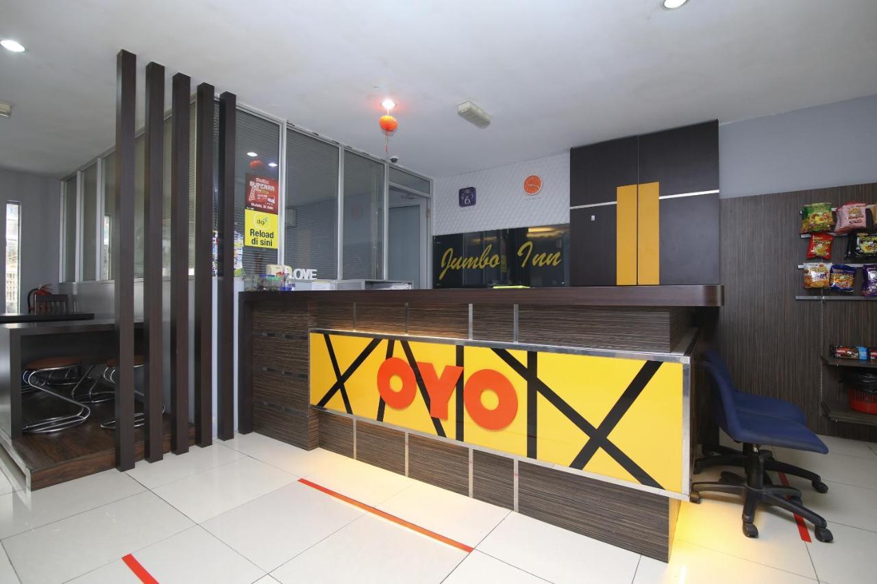 Oyo 90136 Jumbo Inn Kuching Eksteriør bilde